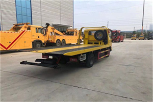 改则非事故拖车