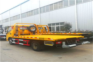 改则附近拖车救援搭电