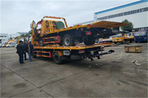 改则同城汽车补胎